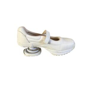 Z Coil Womens Pain Relief Shoes Size 11 M